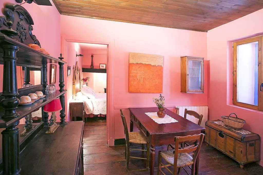 Country house Casa Rural Pico Russell Guest House Les Bordes