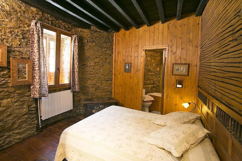 Country house Casa Rural Pico Russell Guest House Les Bordes