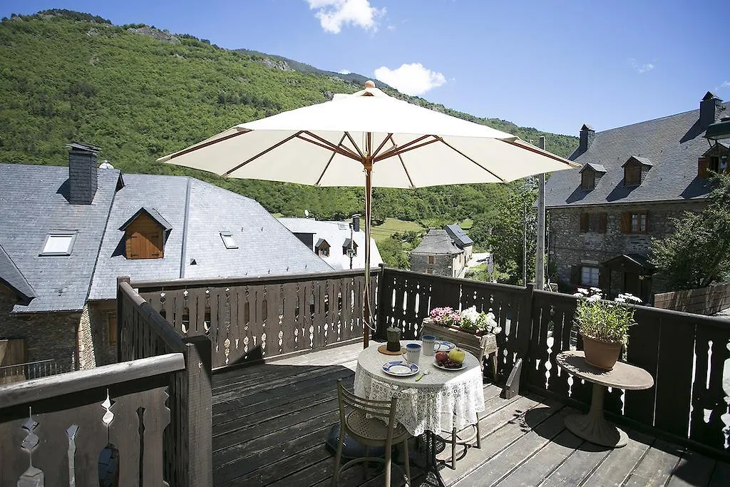 Casa Rural Pico Russell Guest House Les Bordes Spain