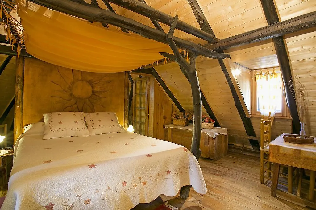 Casa Rural Pico Russell Guest House Les Bordes